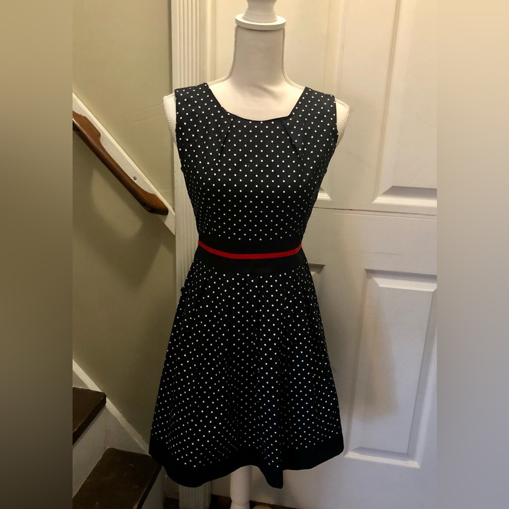Timeless Italian made polka dot dress. Classic fit and flare. Xs